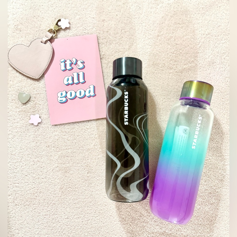 Starbuck— Bundle of 2 Glass Water Bottles 20 oz ☀️